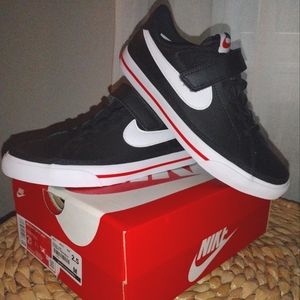 NIKE Court Legacy Boys Sneakers NWB black/white/red